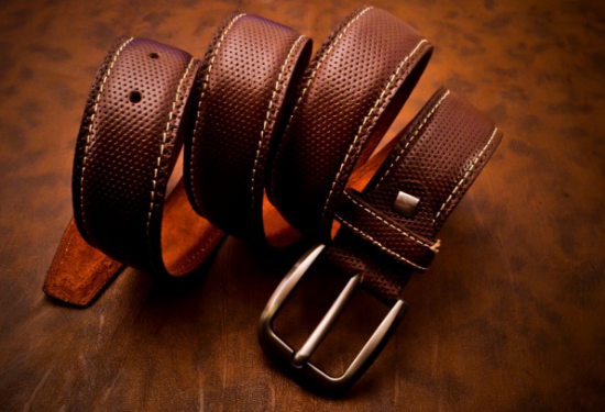 Picture of Men’s Textured Chocolate Brown Leather Belt with Classic Buckle